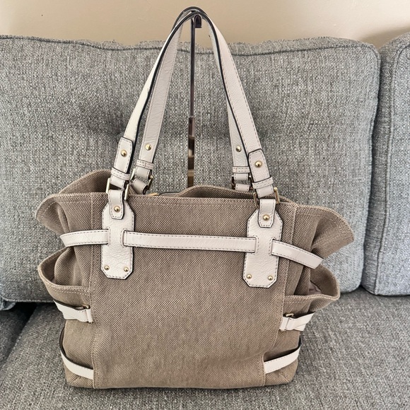 EUC Michael Kors Taupe Gansevoort
Shoulder Bag - Picture 2 of 12